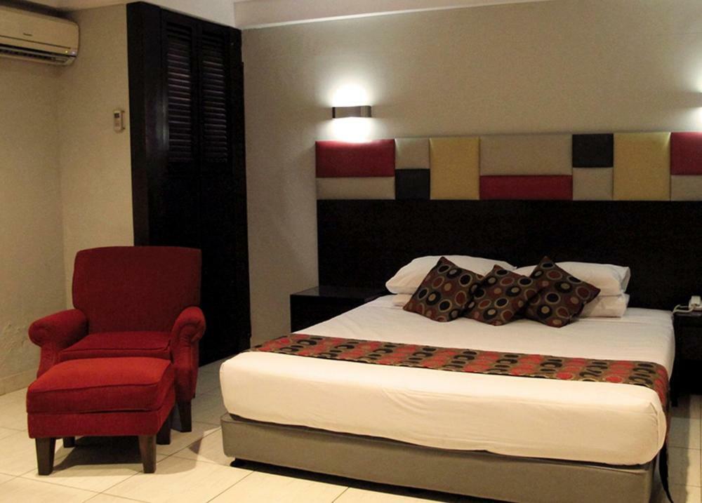 Hotel Alma Jakarta Exterior photo